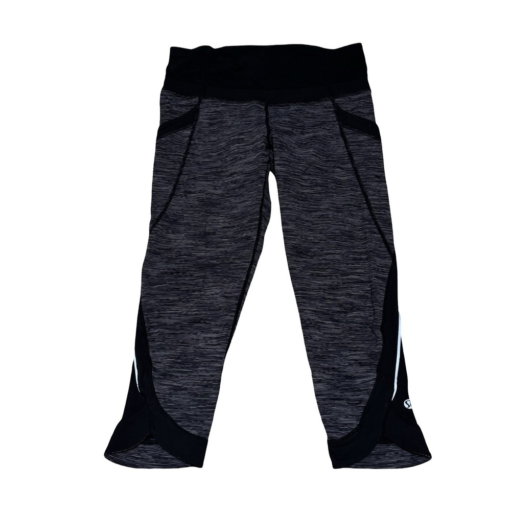 Lululemon Women's Pants Chase Me Crop Run Mid Rise Tight‎ Size 6 - 26 x 19